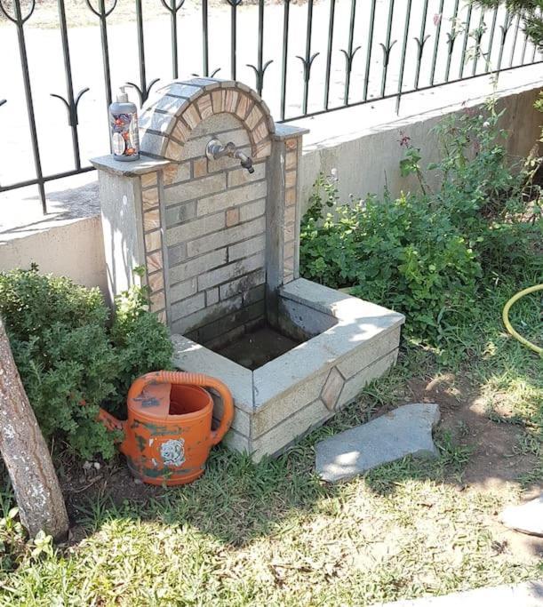 ネア・ミカニオーナFamily Gardenアパートメント エクステリア 写真